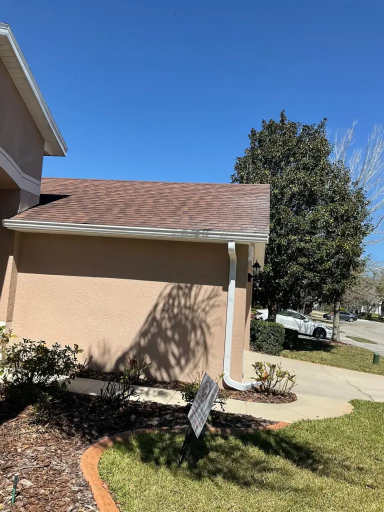 Aging Roof System Before Professional Replacement