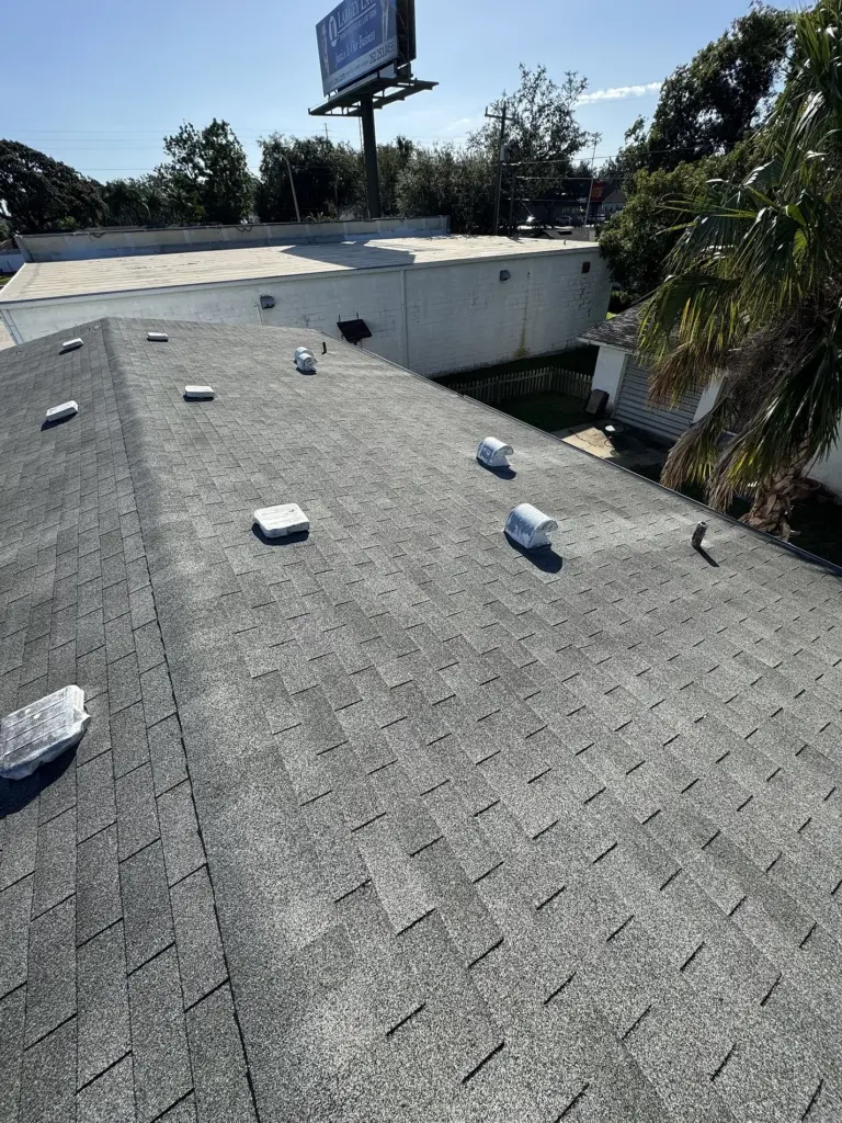 Aging Asphalt Shingle Roof on W Charlotte Ave in Eustis, FL