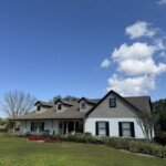 Another Front before view of the Umatilla, FL home